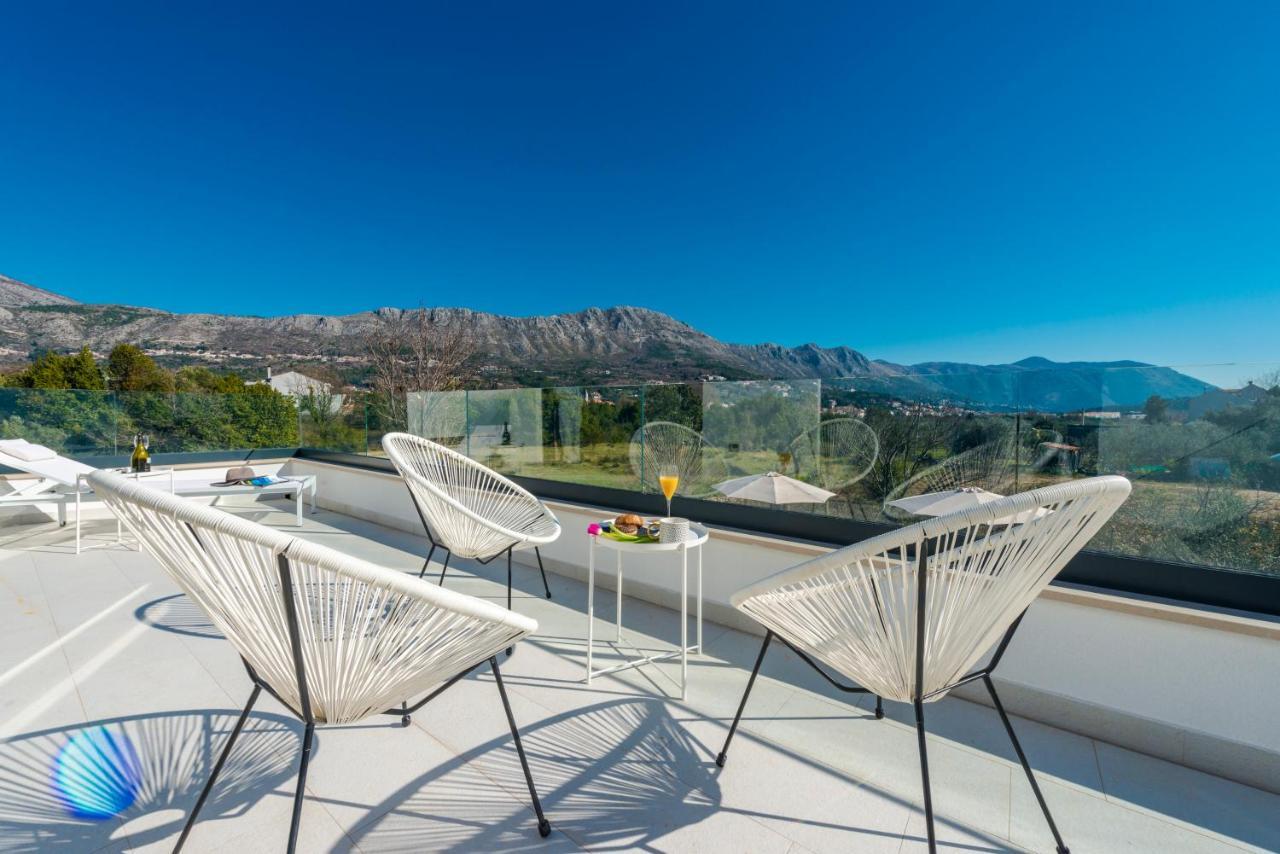 Villa Invigo - Brand New Private Pool Villa مْليني المظهر الخارجي الصورة